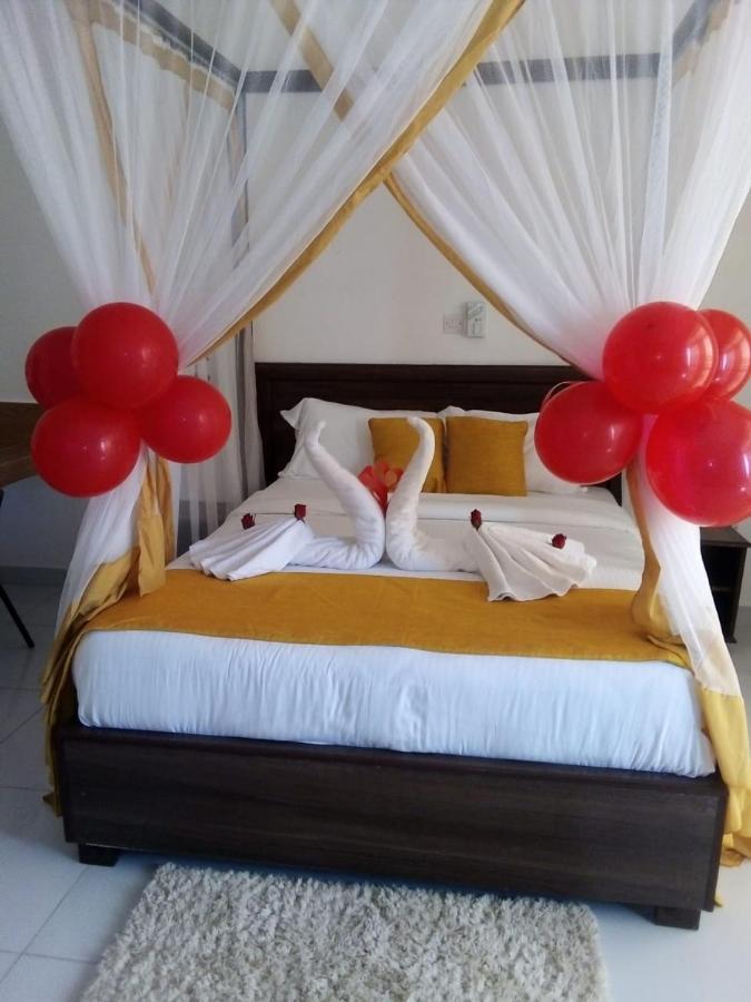 Diani Palm Resort Diani Beach Eksteriør billede